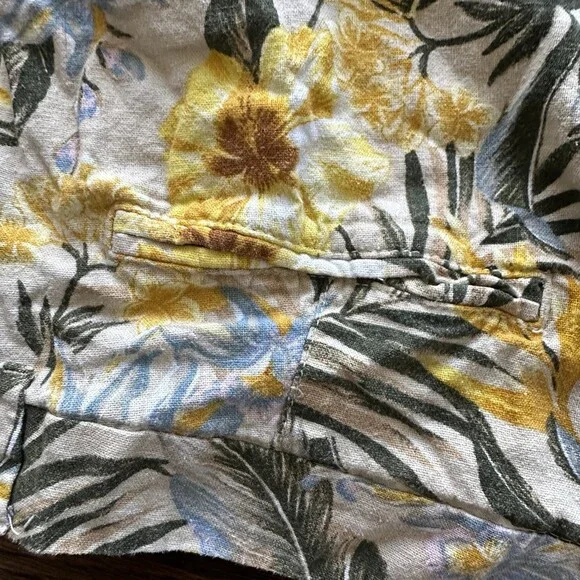 Old Navy Everyday Shorts Yellow Tropical Print Linen Rayon Mid Rise Zip Fly 8 - Picture 11 of 17